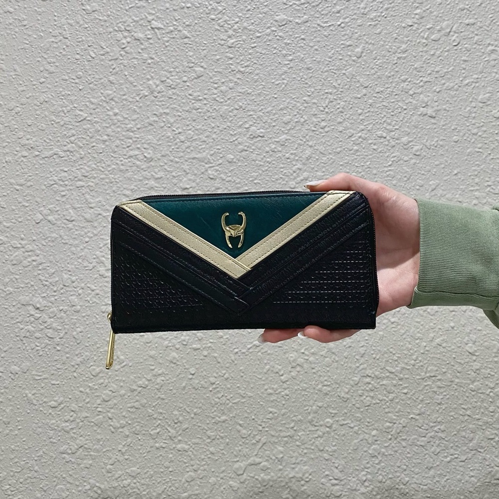 Loki Loungefly wallet